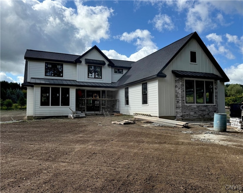 For Sale $1,150,500 • Co-Listing Agent