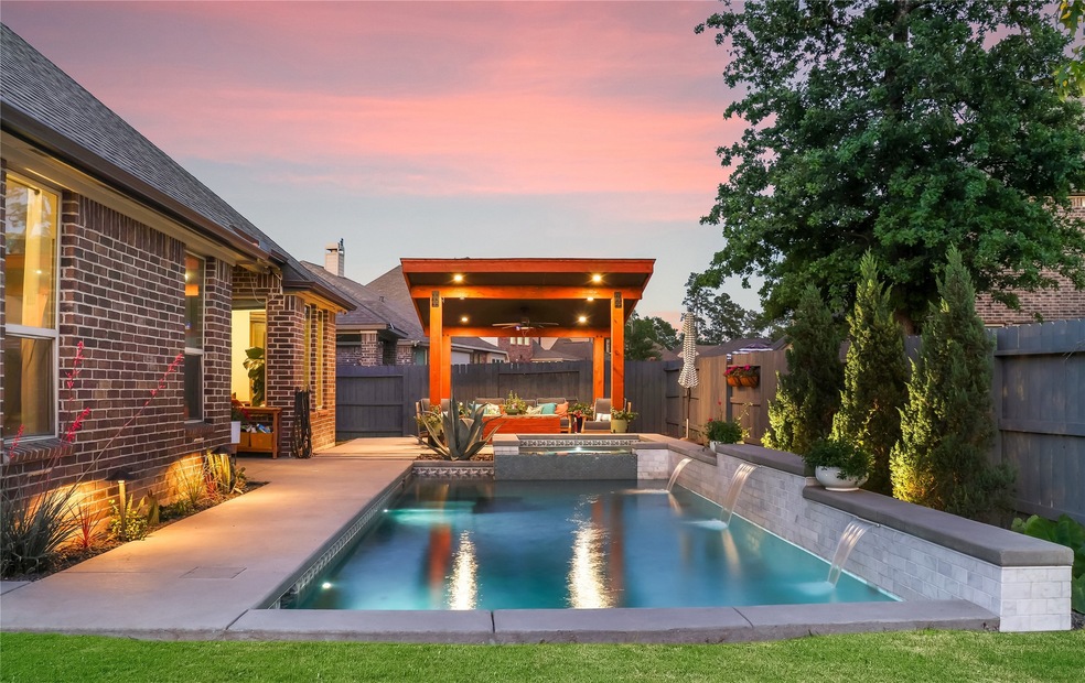 2683 Granite River Ln, Conroe, TX 77385 - photo 1