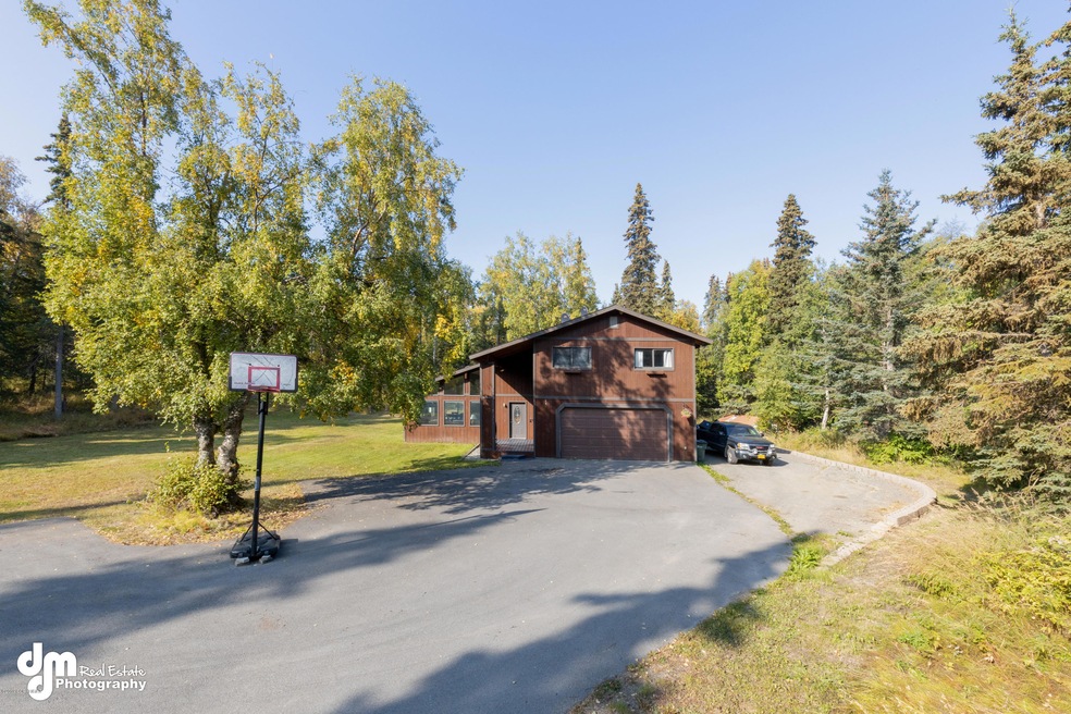 12700 Shelburne Rd, Anchorage, AK 99516 - photo 1