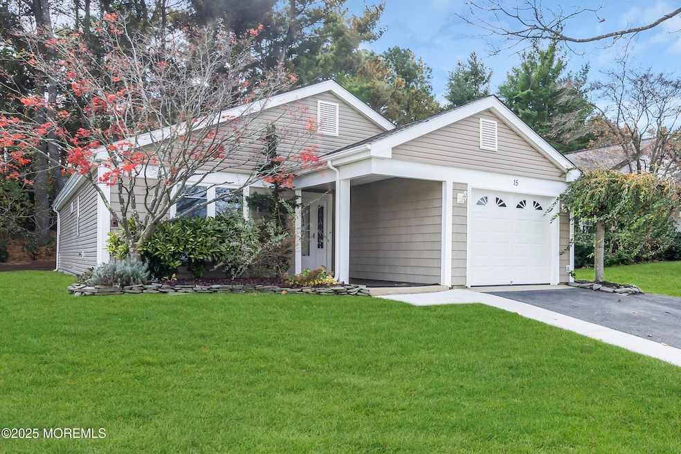 For Sale $384,900 • Co-Listing Agent