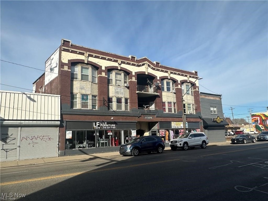3074 W 25th St unit 2, Cleveland, OH 44113 - photo 1