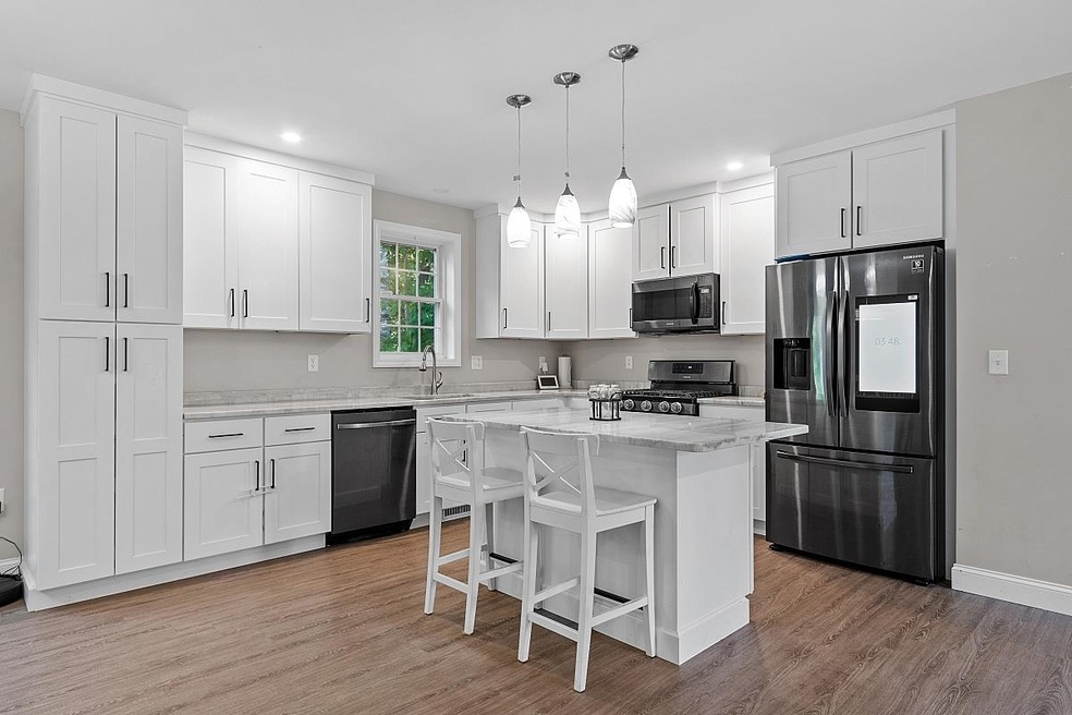 98 Huse Rd, Manchester, NH 03103 - photo 1