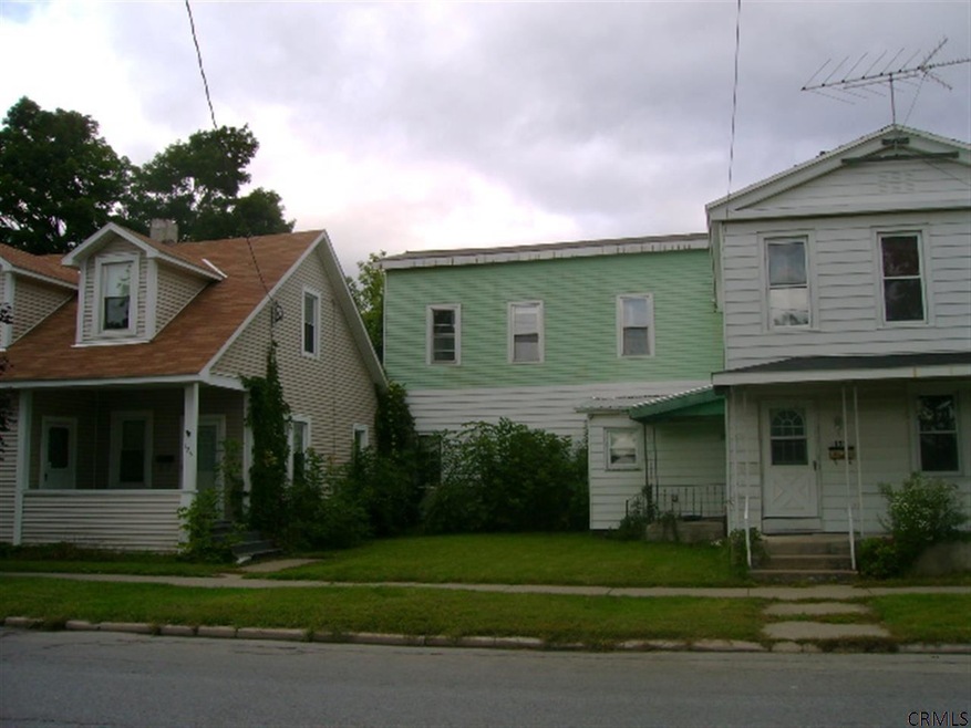 121 Division St, Saratoga Springs, NY 12866 - photo 1
