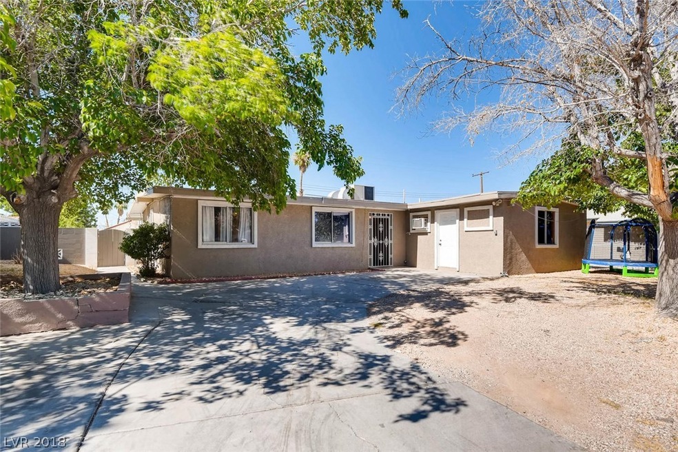 2266 Palora Ave, Las Vegas, NV 89169 - photo 1
