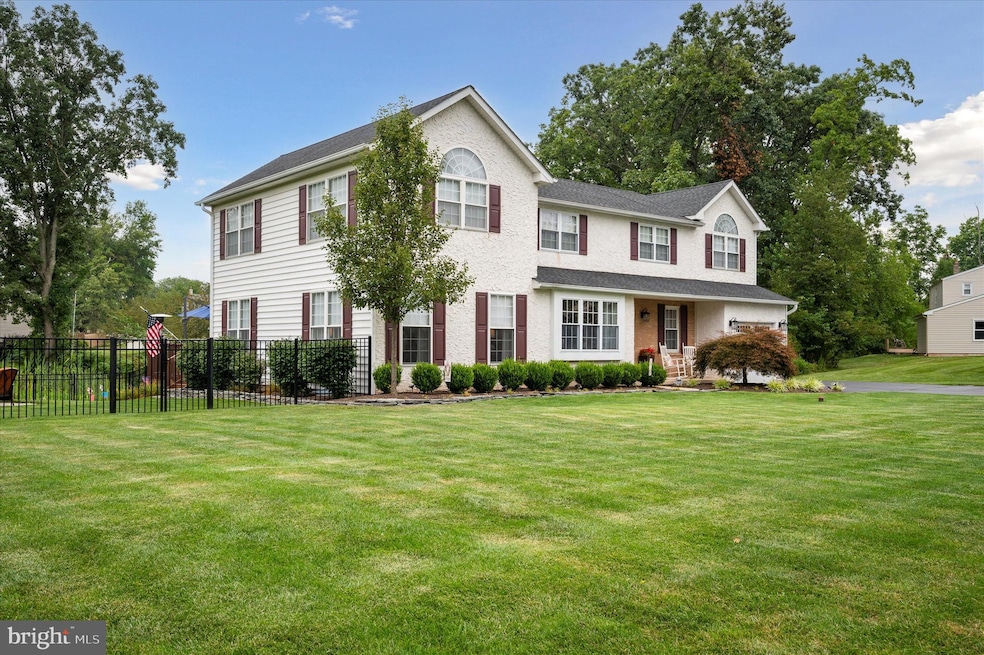 2879 Valley Woods Rd, Hatfield, PA 19440 - photo 1