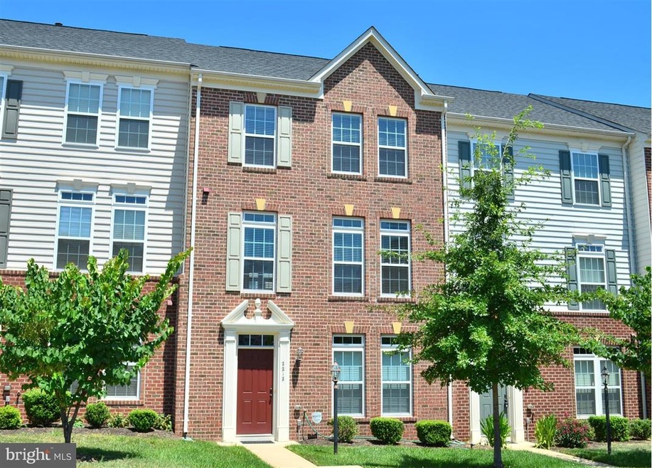 2212 Merseyside Dr unit 73, Woodbridge, VA 22191 - photo 1