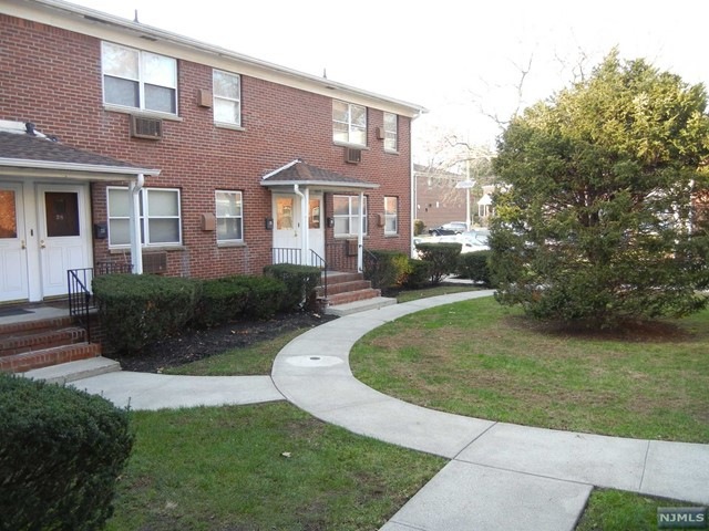 401 W Madison Ave unit 8, Dumont, NJ 07628 - photo 1