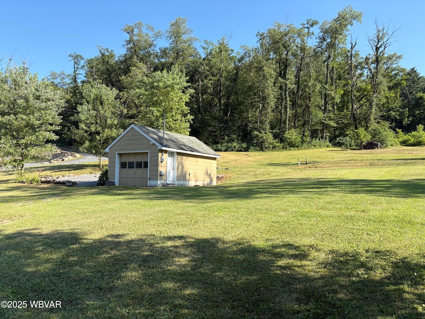 138 Gwynned Wynd, Bald Eagle, PA 17751 - photo 1