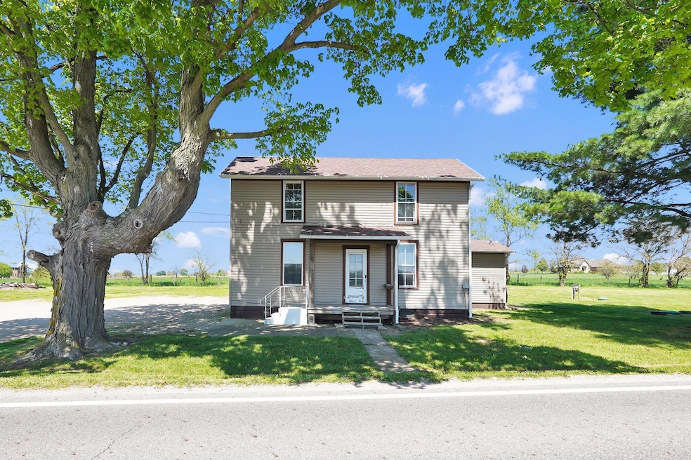 6576 Tarlton Rd, Circleville, OH 43113 - photo 1