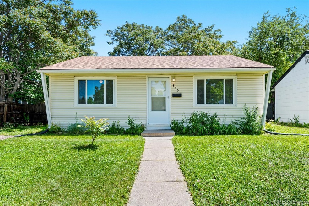 890 Kenton St, Aurora, CO 80010 - photo 1