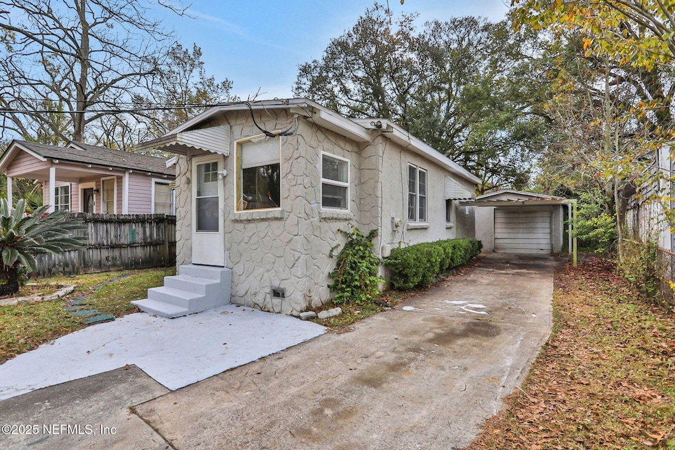 2070 Woodside St, Jacksonville, FL 32209 - photo 1