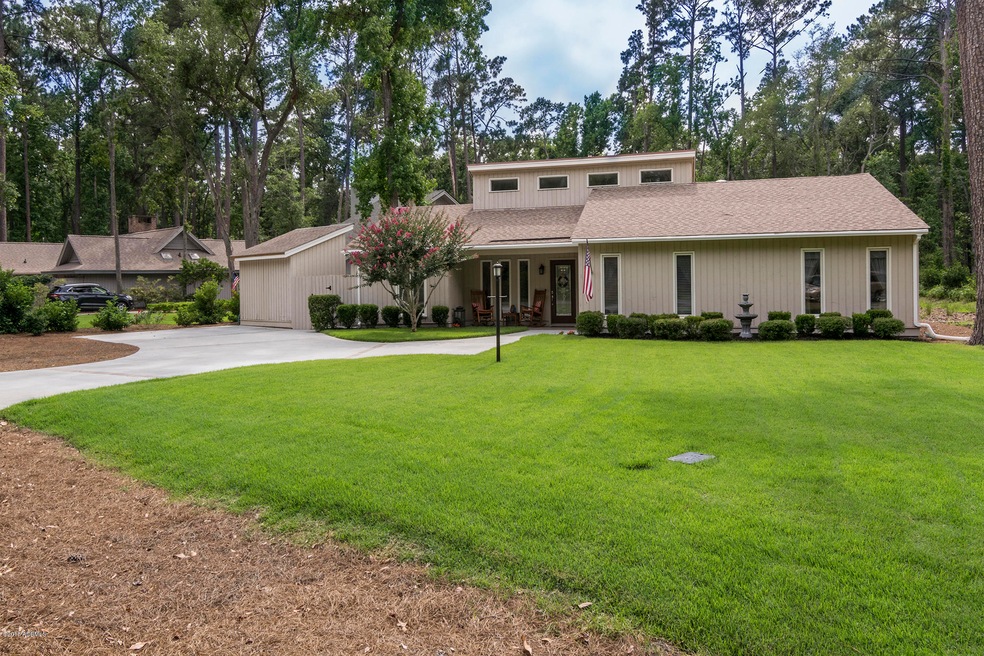 6 Chickadee Road 001