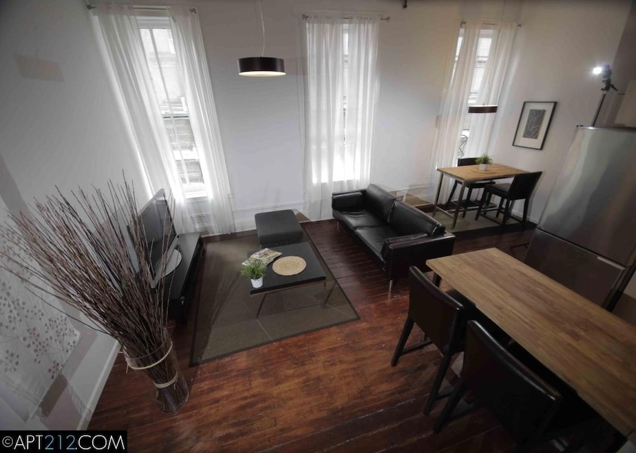 unlisted-address, New York, NY 10013 - photo 1