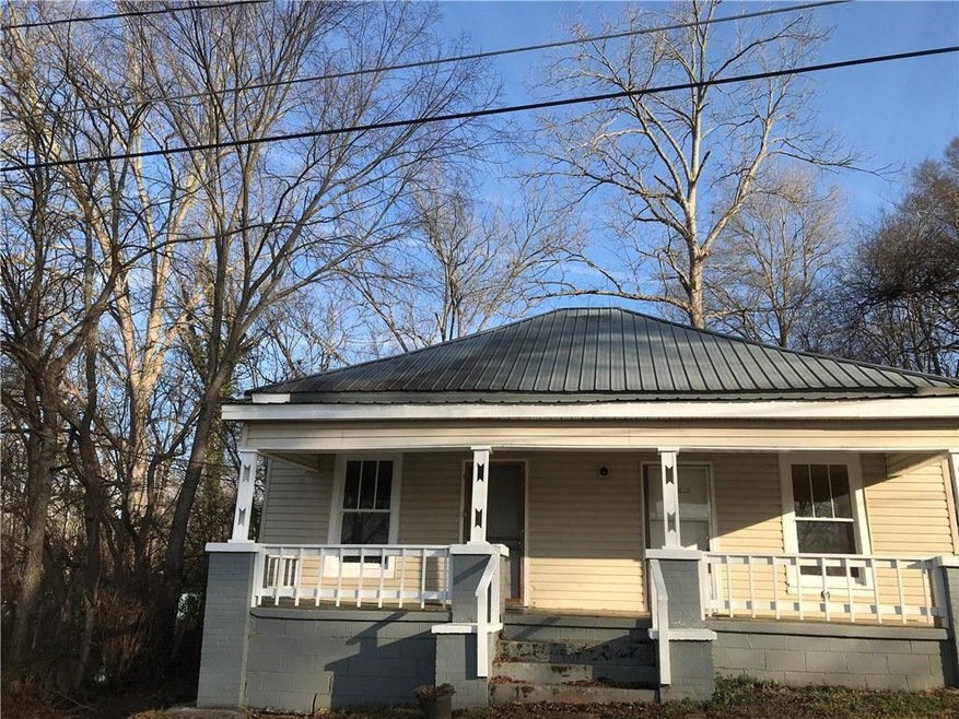 319 Marietta St, Cedartown, GA 30125 - photo 1