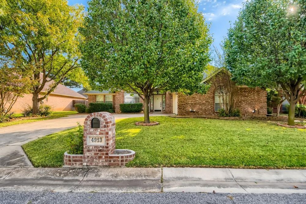 4913 Shadowood Trail, Colleyville, TX 76034 - photo 1