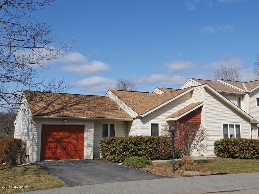 30 Robinwood Village, Saylorsburg, PA 18353 - photo 1