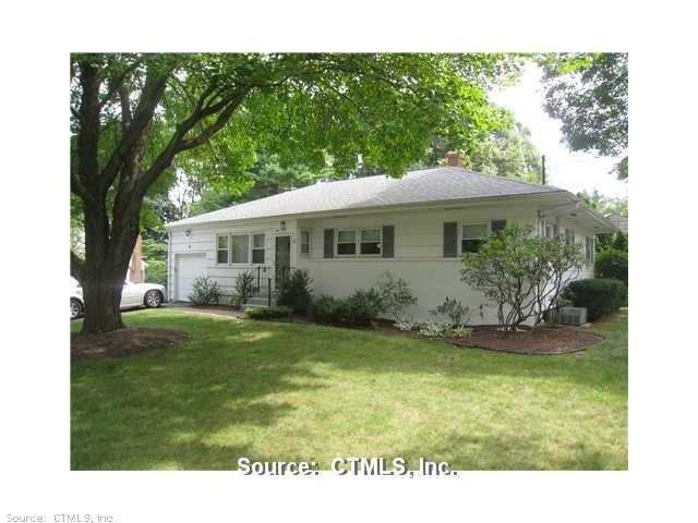 1 E Maxwell Dr, West Hartford, CT 06107 - photo 1