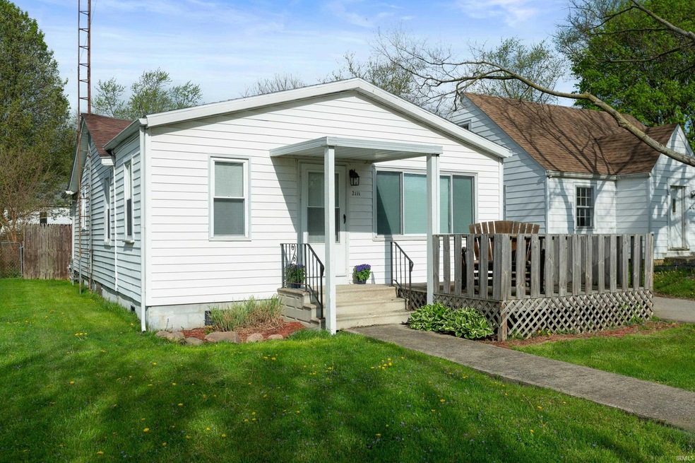 2111 S Biltmore Ave, Muncie, IN 47302 - photo 1
