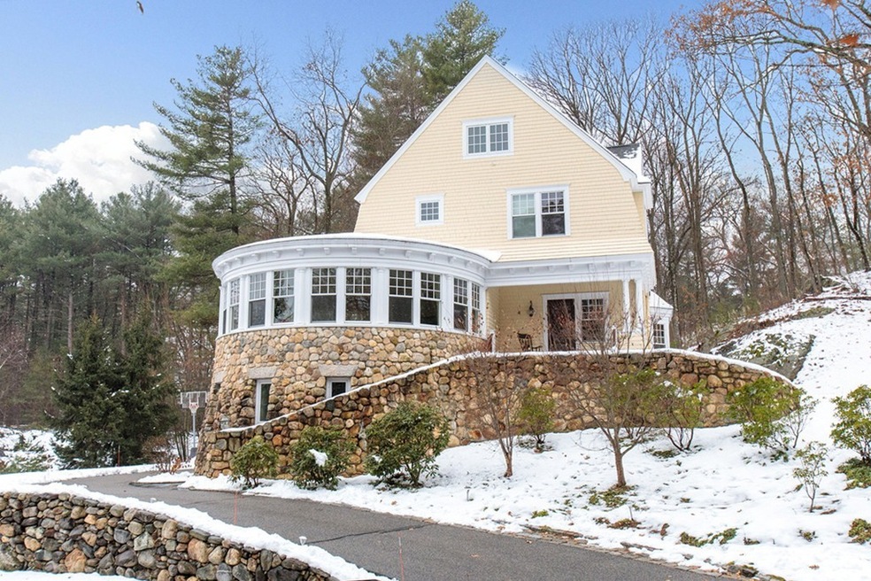 4 Cutters Bluff, Weston, MA 02493 - photo 1