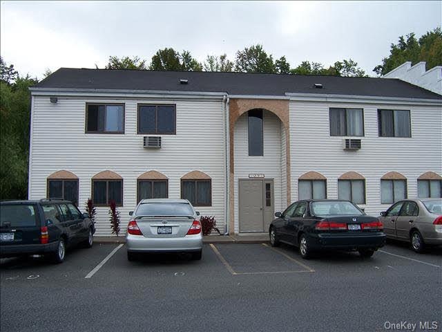 25 Scarborough Ln unit 25C, Wappingers Falls, NY 12590 - photo 1