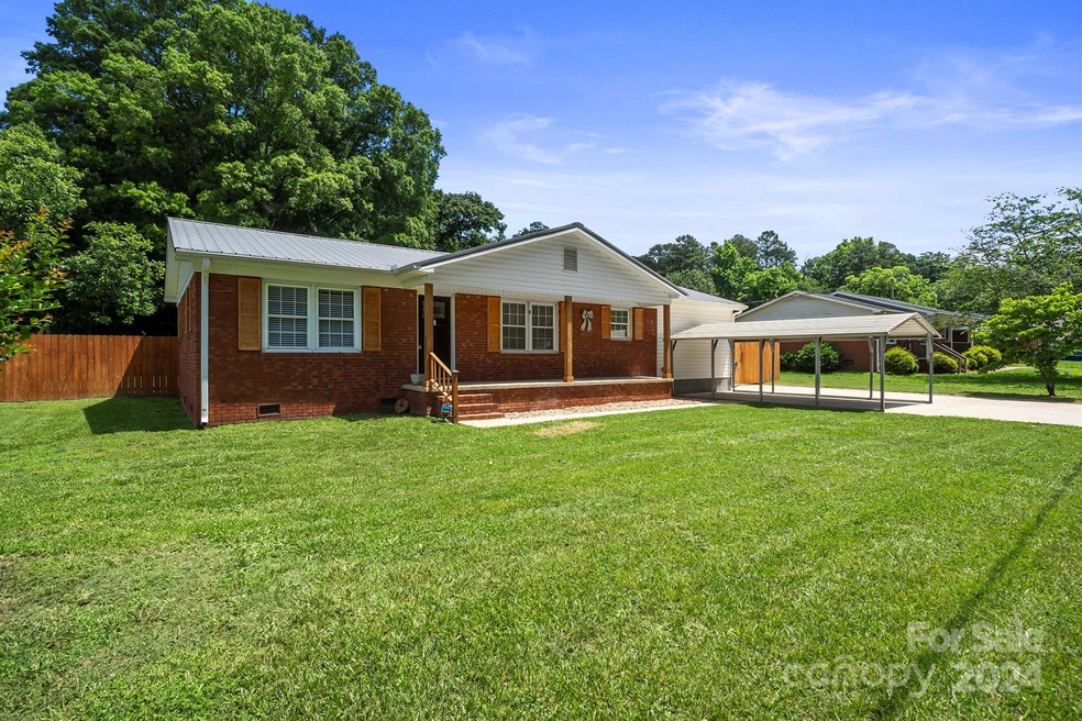 2022 Townview Dr, Kannapolis, NC 28081 - photo 1