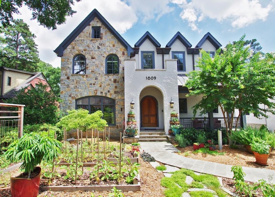 Contact me to Schedule a Showing Today at 1609 Joh
