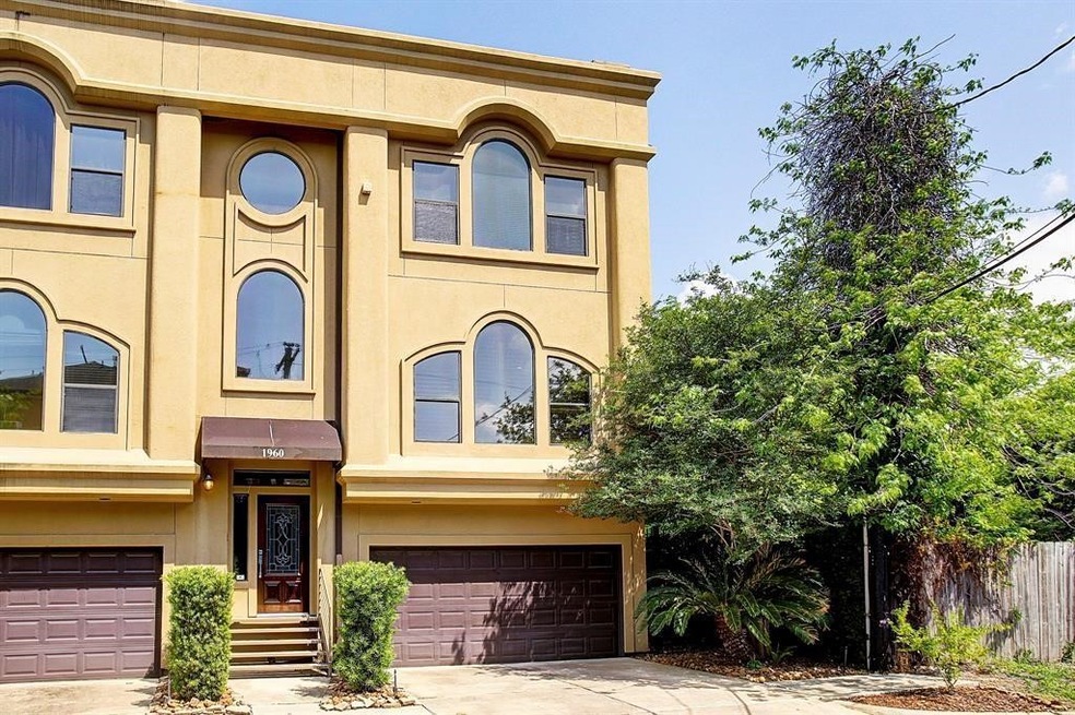 1960 Indiana St, Houston, TX 77019 - photo 1