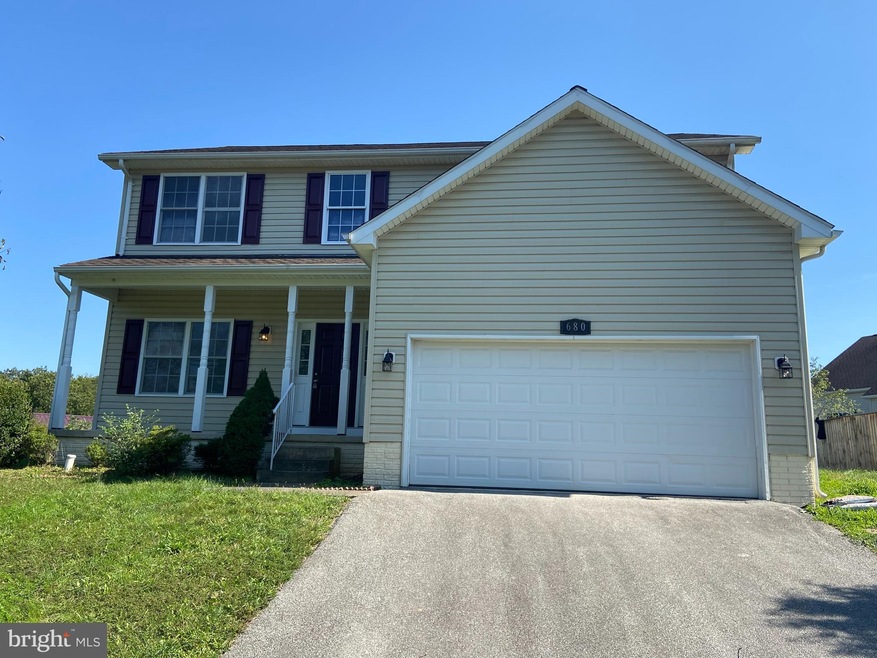 680 Cheshire Rd, Bunker Hill, WV 25413 - photo 1