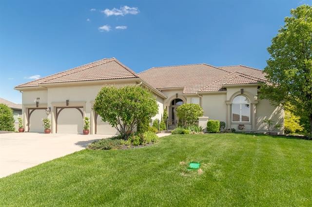 5821 Constance St, Shawnee, KS 66216 - photo 1