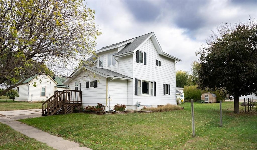 207 N Union St, Madrid, IA 50156 - photo 1