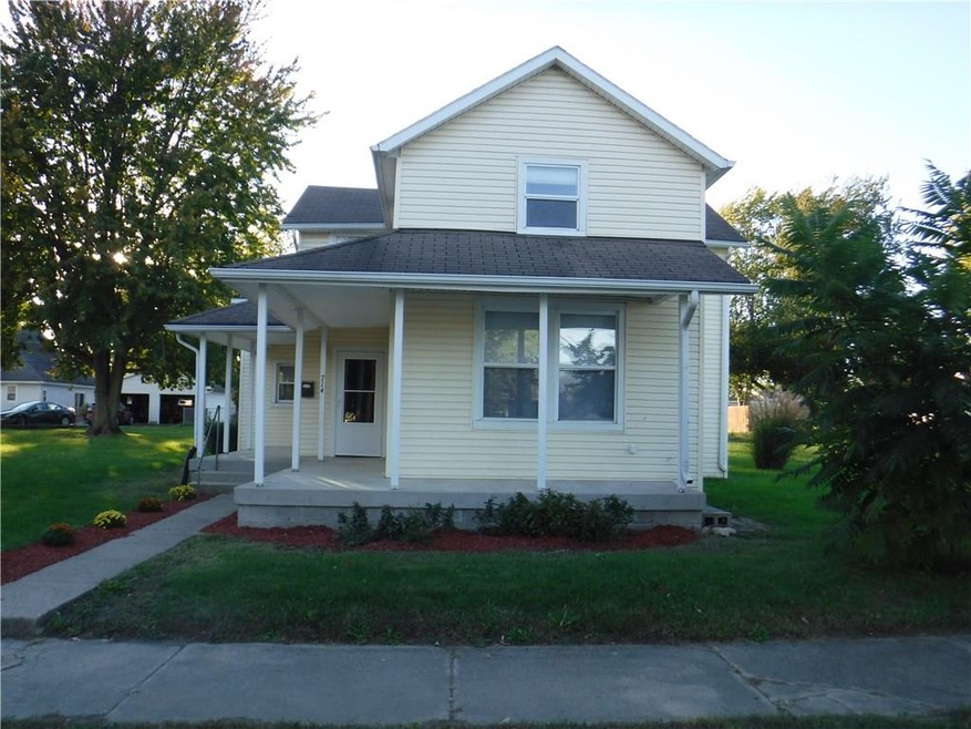 714 N 14th St, Elwood, IN 46036 - photo 1
