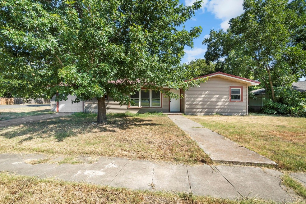 1431 W Lingleville Rd, Stephenville, TX 76401 MLS 20403384