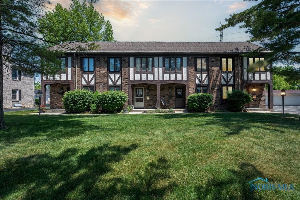 5124 Regency Dr, Toledo, OH 43615 - photo 1