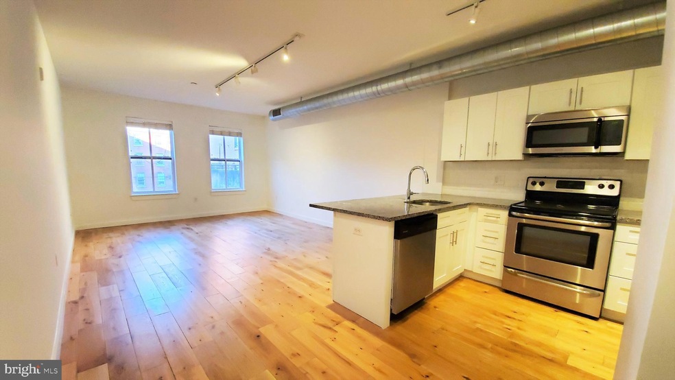 226 Church St unit 307A, Philadelphia, PA 19106 - photo 1