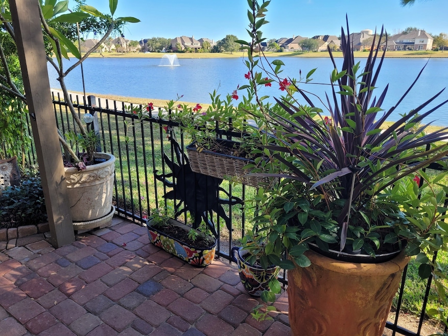 1012 Broad Bay Ln, League City, TX 77573 - photo 1