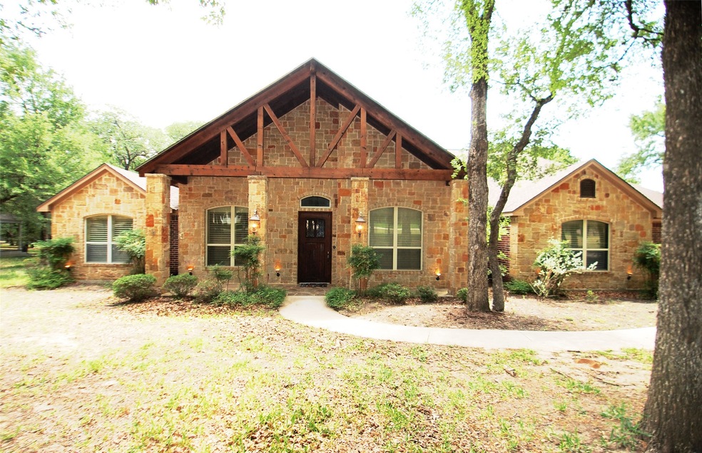 126 Chappel Hill Ct, Weatherford, TX 76088 - photo 1