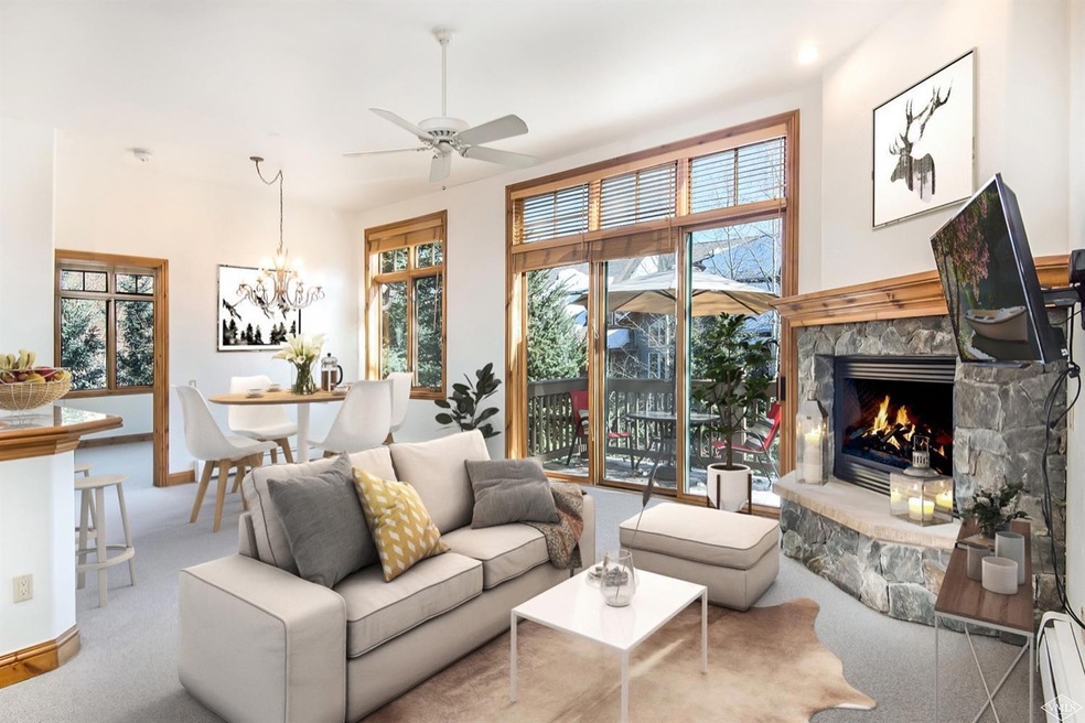 Furniture and accessories are virtual re