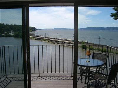 305 Kemeys Cove unit 5, Ossining, NY 10562 - photo 1