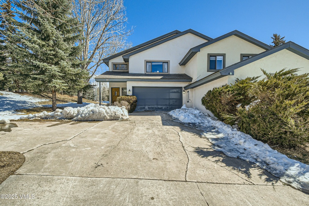01 Exterior Front