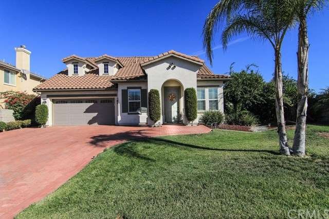 WONDERFUL CURB APPEAL WITH HAND LAID DRIVEWAY PAVE