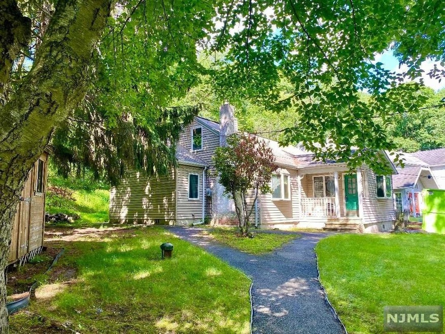 31 Duncan Ln, Wayne, NJ 07470 - photo 1