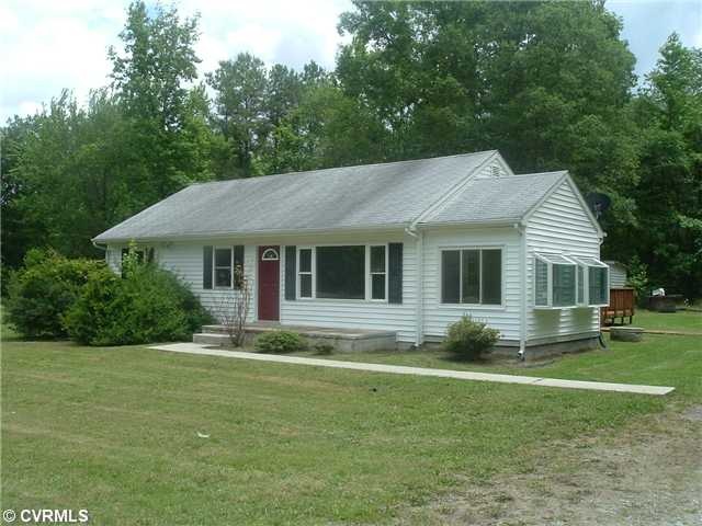 7172 Ladysmith Rd, Ruther Glen, VA 22546 - photo 1