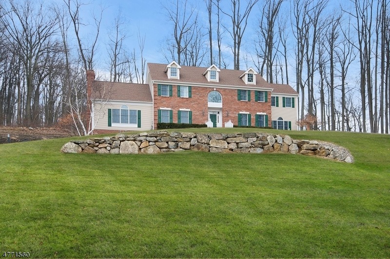 21 Charles Stewart Dr, Asbury, NJ 08802 - photo 1