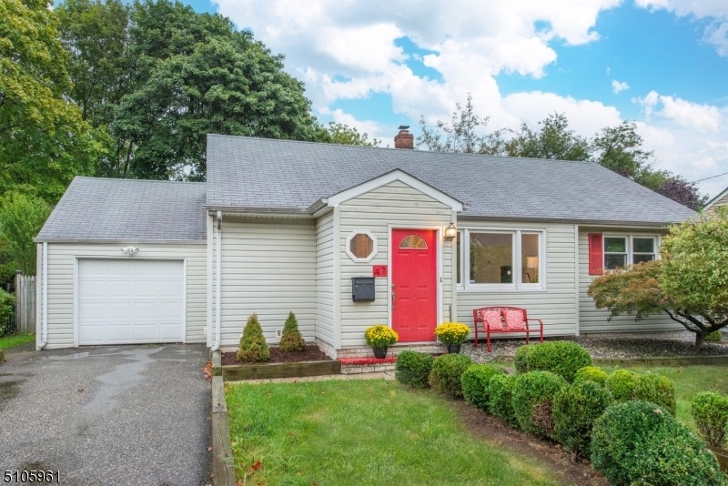 47 Craig Place, Bloomfield, NJ 07003 - photo 1