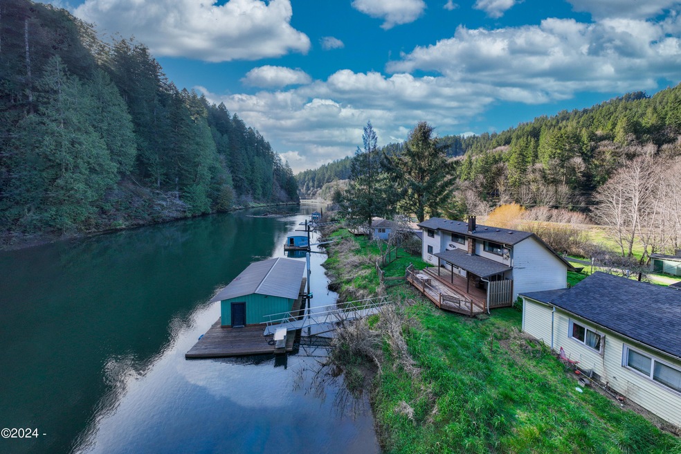 100 E LITTLE ALBANY (14)