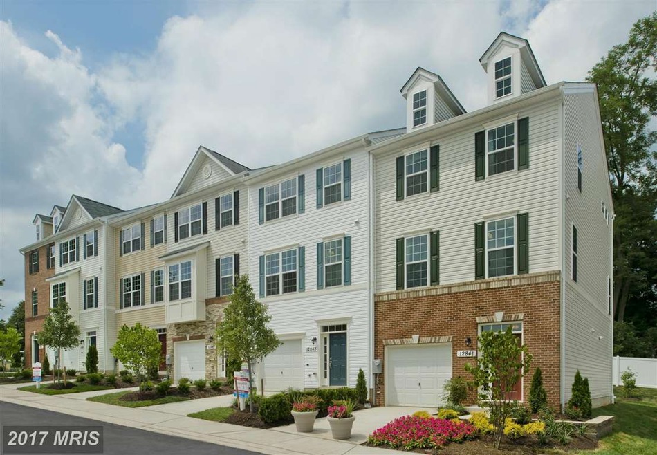 12728 Longford Glen Dr, Germantown, MD 20874 - photo 1