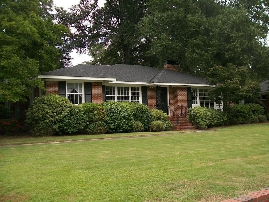 1624 Wildwood Ave, Columbus, GA 31906 - photo 1