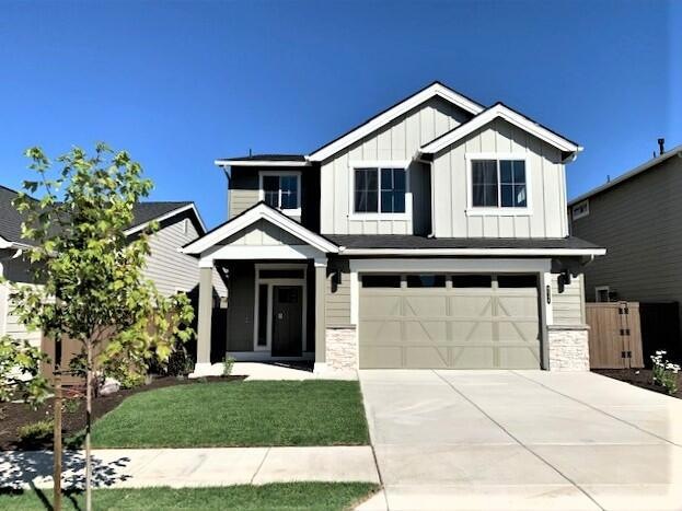 4548 SW 36th St, Redmond, OR 97756 - photo 1