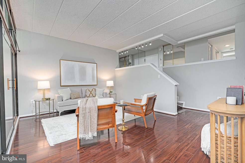 Sold $399,900 • Co-Listing Agent