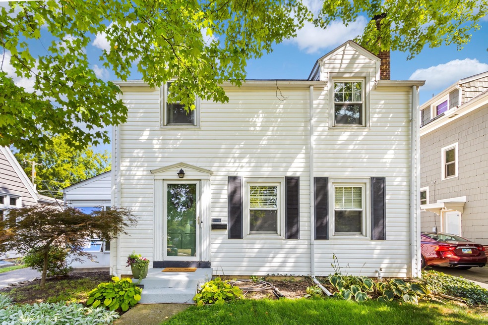 298 Richards Rd, Columbus, OH 43214 - photo 1